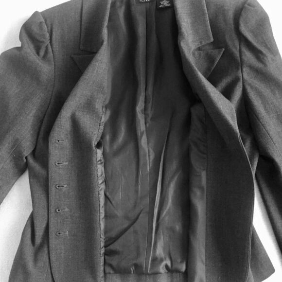 Nicole Grey Work Center Buttons Gray Fitted ‎ Blazer Size 12 - Picture 4 of 5